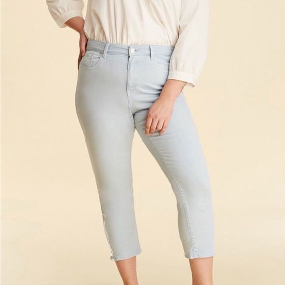 WARP+WEFT WASH SKY DIVE STRAIGHT CUT JEANS😊 - Picture 1 of 4